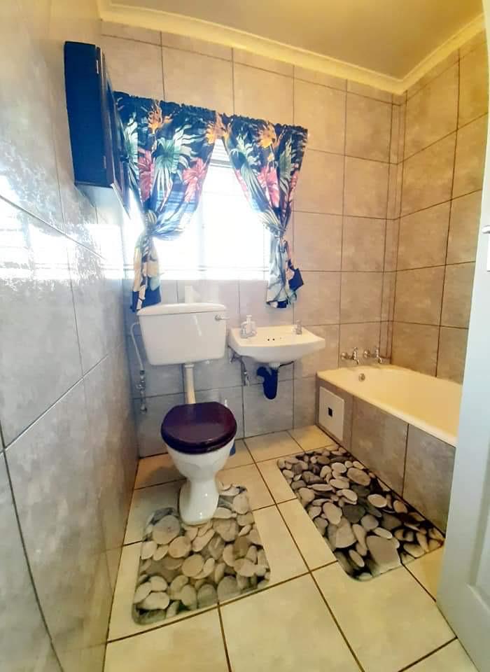 4 Bedroom Property for Sale in Vaalpark Free State